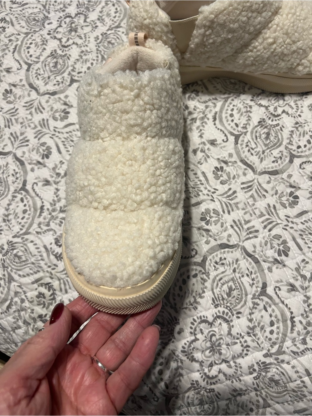 Sorel out  n about  Cream Sherpa-Lined Slip-On Sneakers worn once - Picture 4 of 10